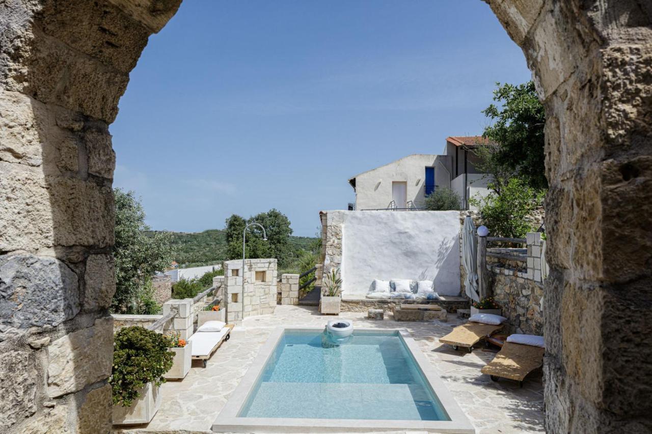 Antonia'S Stonebuilt Mansion With A Private Pool Villa Arménoi Dış mekan fotoğraf