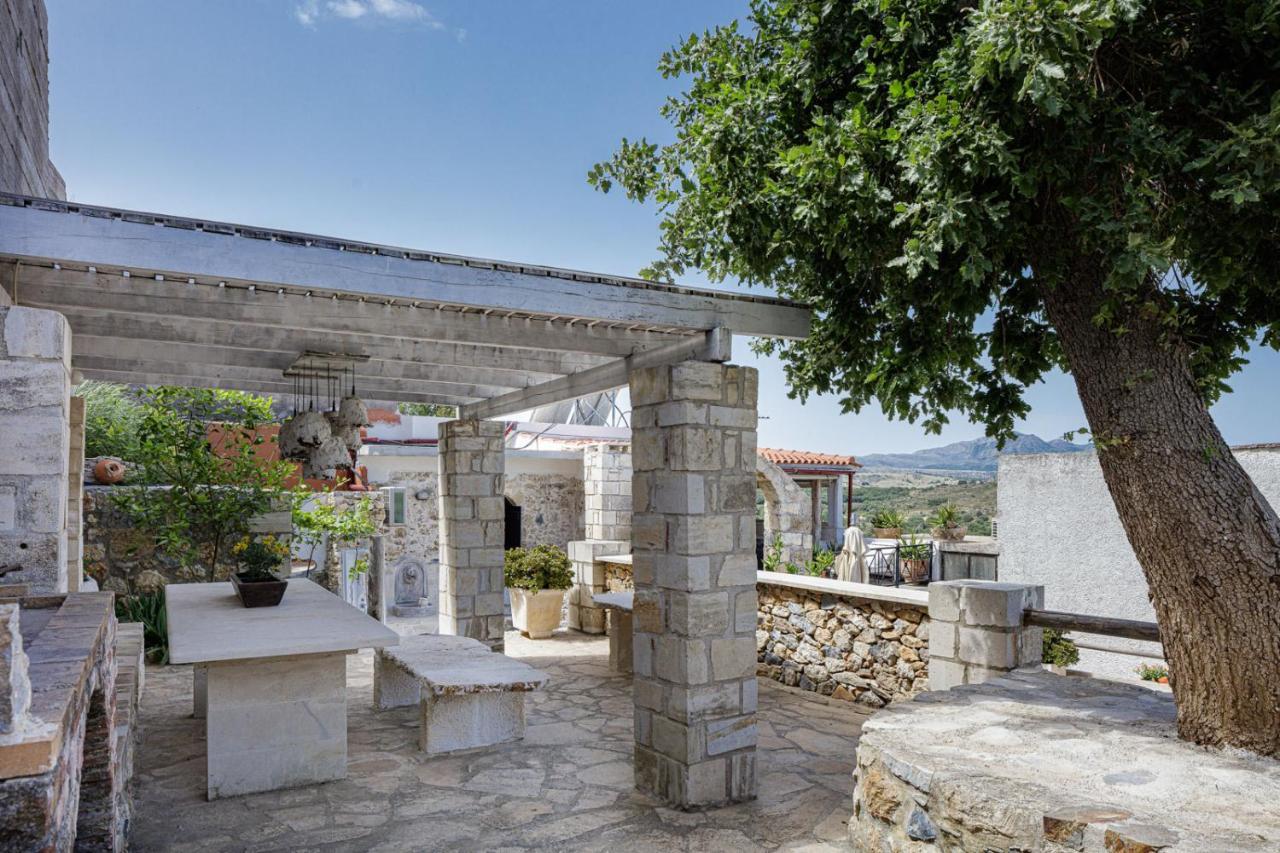 Antonia'S Stonebuilt Mansion With A Private Pool Villa Arménoi Dış mekan fotoğraf